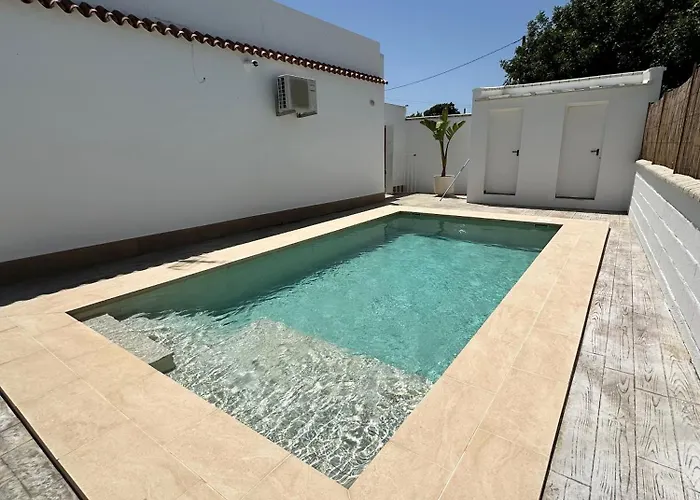 Casa Adaro Nyaraló *