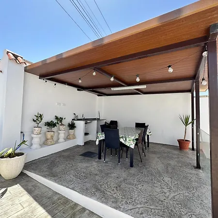 Casa Adaro *